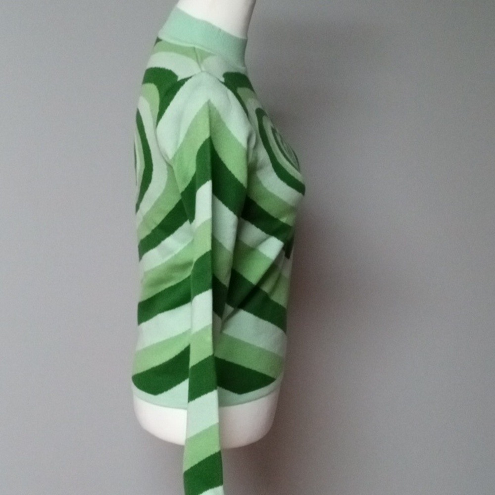NWT Green Heart Mock Neck Long Sleeve Sweater - Picture 7 of 11